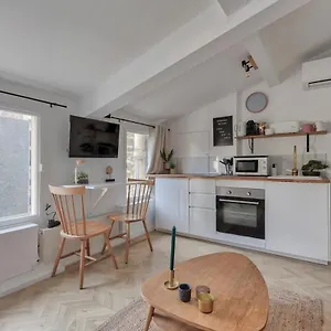Appartement Douillet Proche Arc Triomphe - 2p, Paris