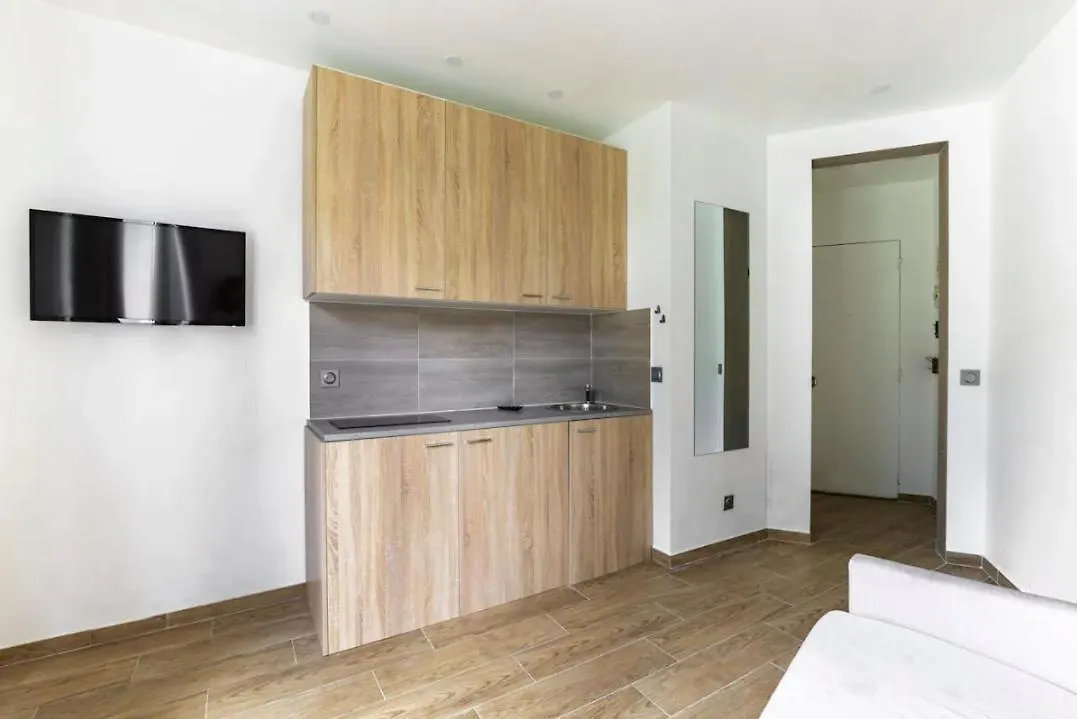 Hsh Bessiere-Batignolles Paris Superbe Studio 0*,  צרפת